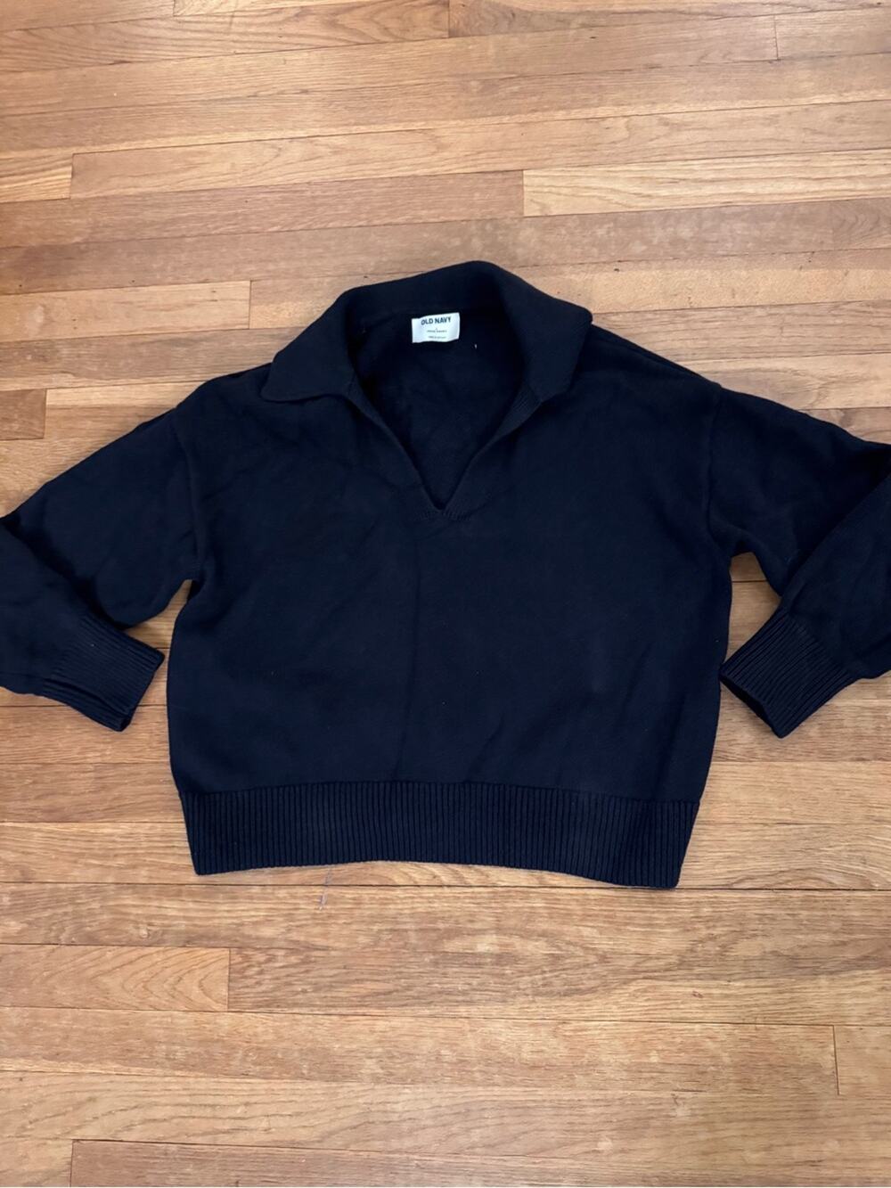Old Navy Women's Navy Blue Collared V-Neck Sweater - Size L
 b75